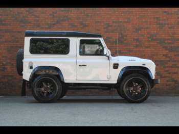 Used Land Rover Defender 90 2015 for sale - 74520609: Photo