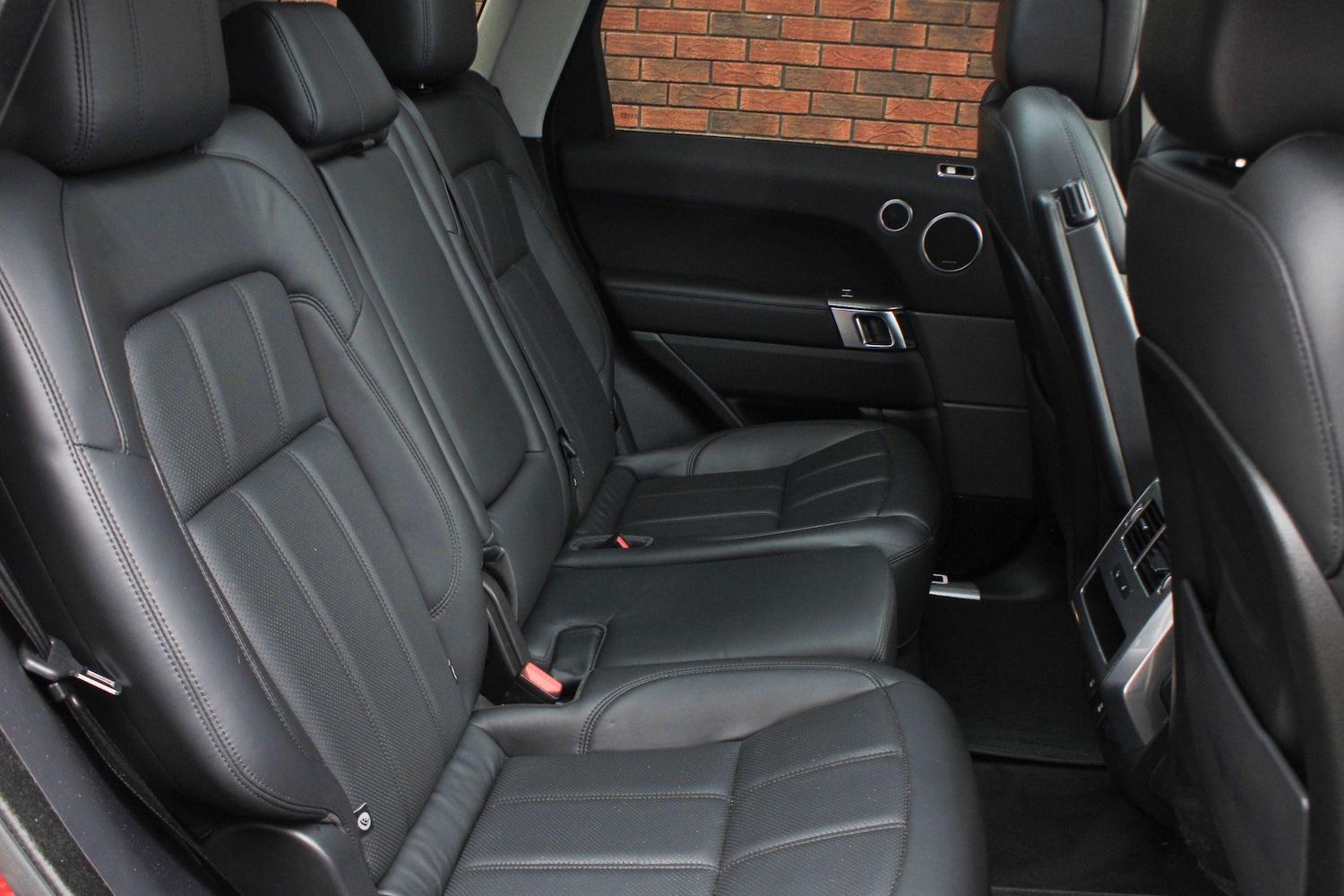 Used Land Rover Range Rover Sport 2018 for sale - 76993714: Photo 11