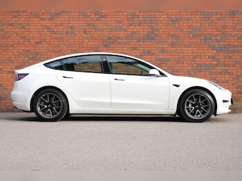 Used Tesla Model 3 2023 for sale - 78115099: Photo