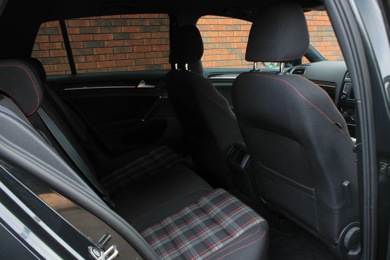 Used Volkswagen Golf 2016 for sale - 76839561: Photo 11