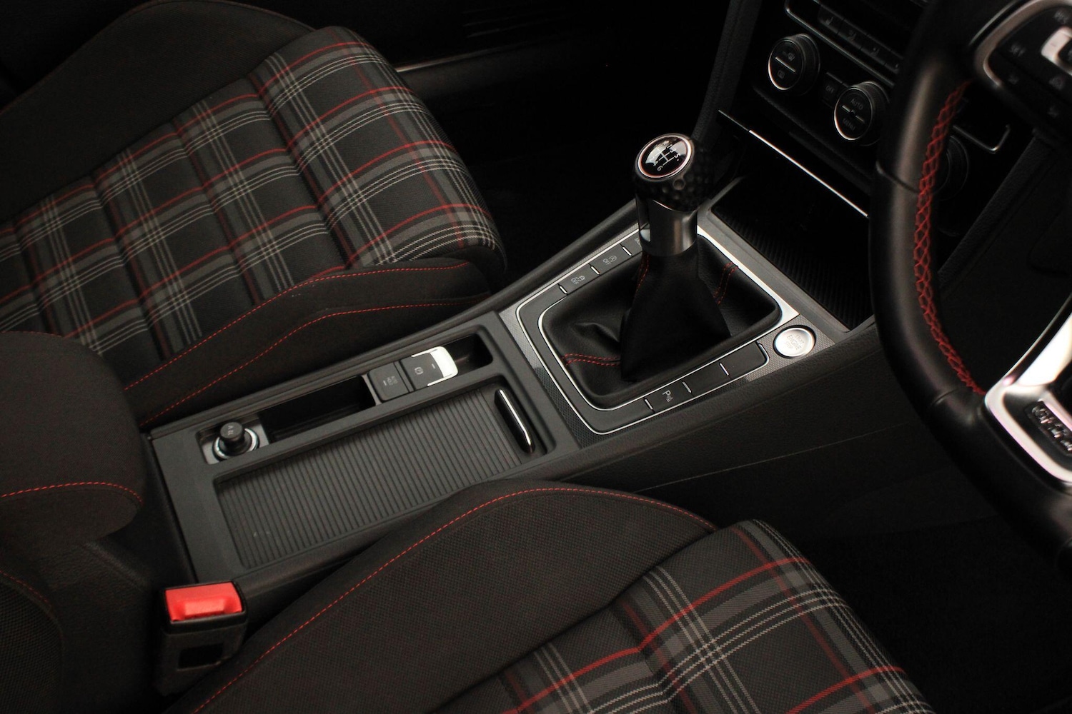 Used Volkswagen Golf 2016 for sale - 76839561: Photo 22