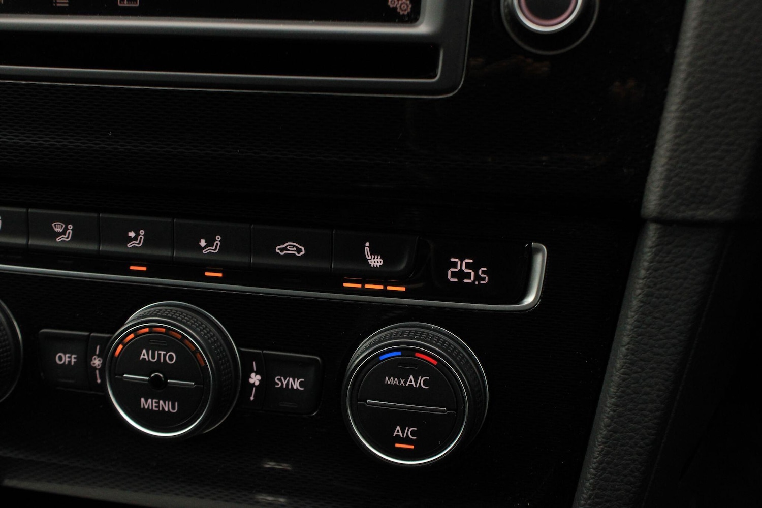 Used Volkswagen Golf 2016 for sale - 76839561: Photo 23