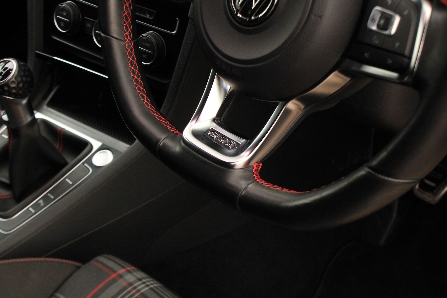 Used Volkswagen Golf 2016 for sale - 76839561: Photo 30