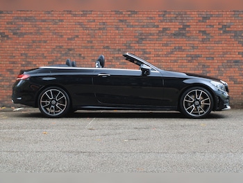 Used Mercedes-Benz C Class 2019 for sale - 76360523: Photo