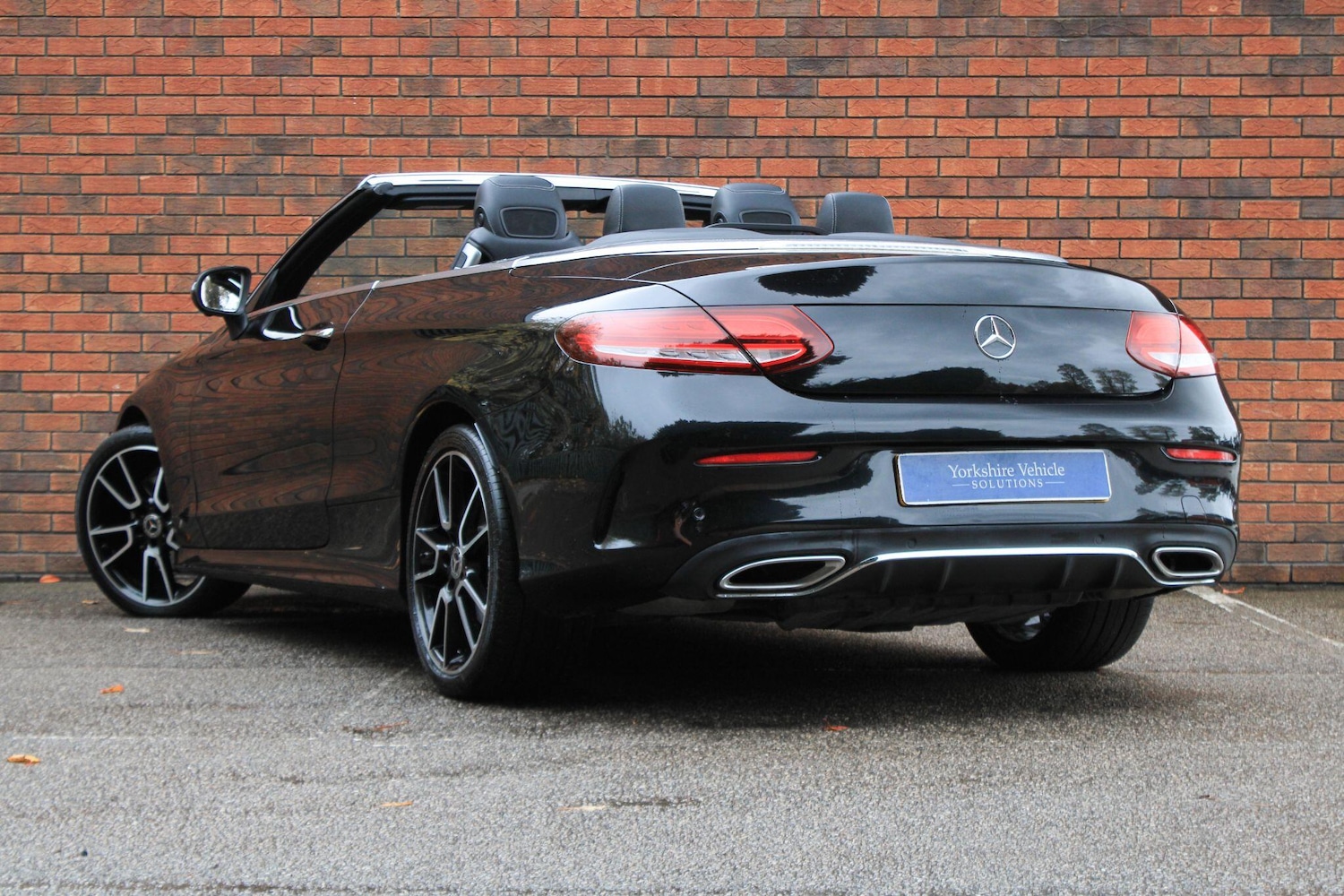 Used Mercedes-Benz C Class 2019 for sale - 76360523: Photo 3