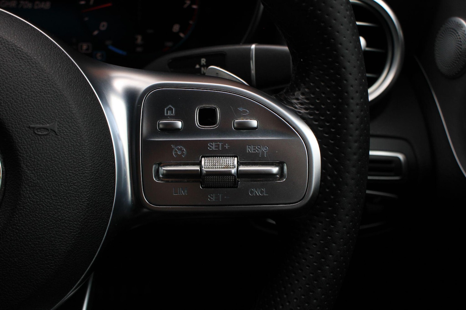 Used Mercedes-Benz C Class 2019 for sale - 76360523: Photo 35