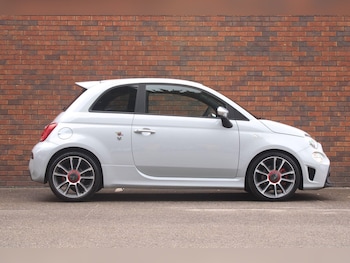 Used Abarth 595 2017 for sale - 79440720: Photo
