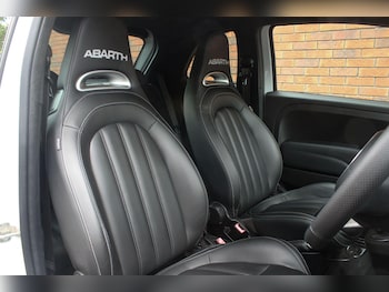 Used Abarth 595 2017 for sale - 79440720: Photo