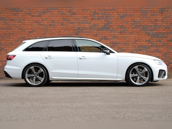 Used Audi A4 2020 for sale - 77883120: Photo