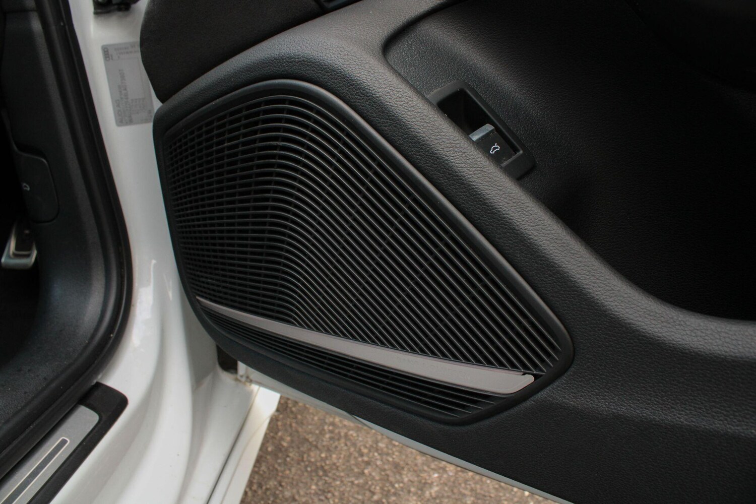 Used Audi A4 2020 for sale - 77883120: Photo 33