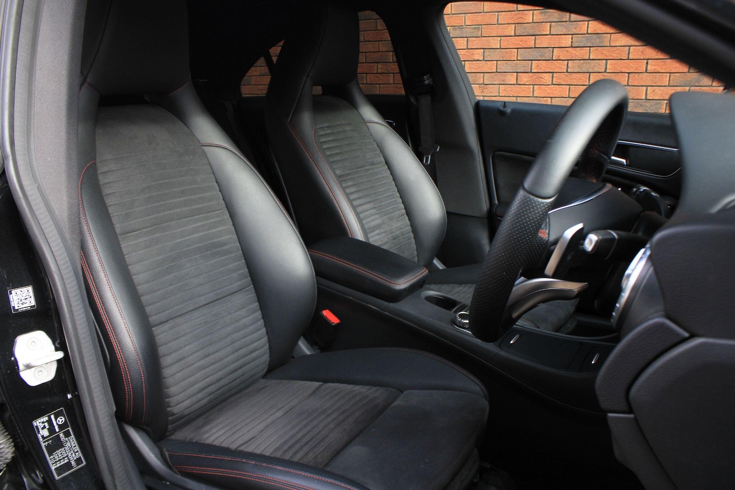 Used Mercedes-Benz CLA 2016 for sale - 76326834: Photo 4