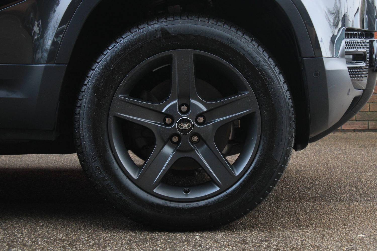 Used Land Rover Defender 2023 for sale - 77279885: Photo 14