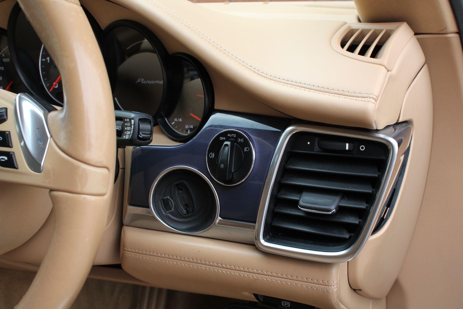 Used Porsche Panamera 2012 for sale - 78101262: Photo 41