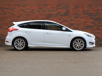 Used Ford Focus 2017 for sale - 75977106: Photo