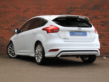 Used Ford Focus 2017 for sale - 75977106: Photo