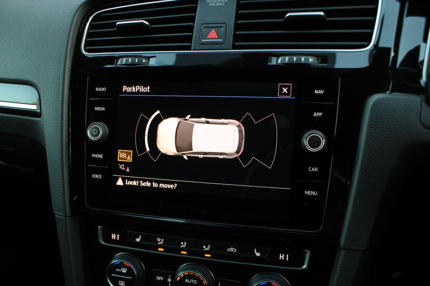 Used Volkswagen Golf 2018 for sale - 77016080: Photo 27