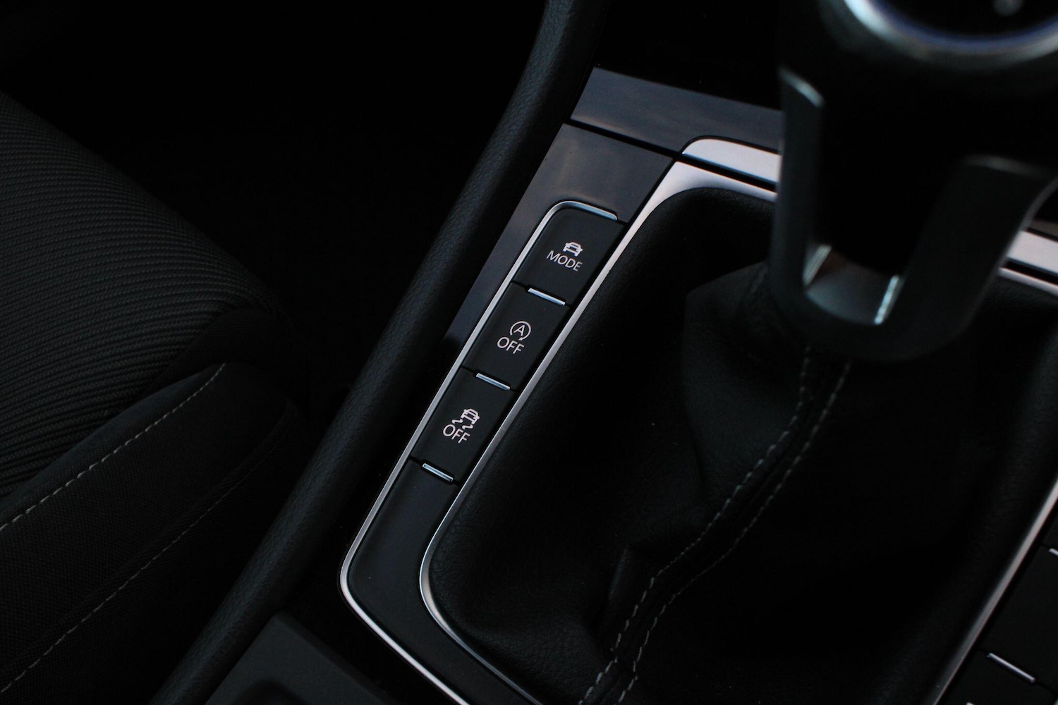 Used Volkswagen Golf 2018 for sale - 77016080: Photo 29