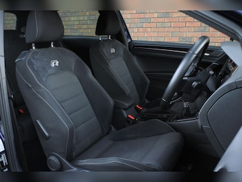 Used Volkswagen Golf 2018 for sale - 77016080: Photo