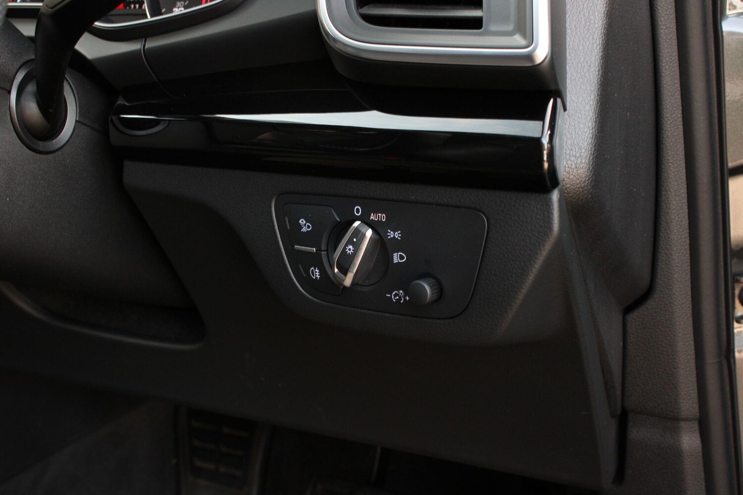 Used Audi Q5 2019 for sale - 77957978: Photo 37