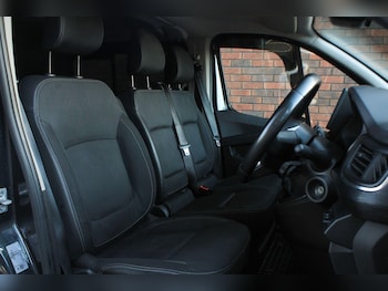 Used Renault Trafic 2022 for sale - 77016705: Photo