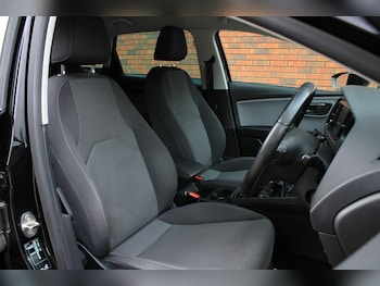 Used SEAT Leon 2019 for sale - 75914858: Photo