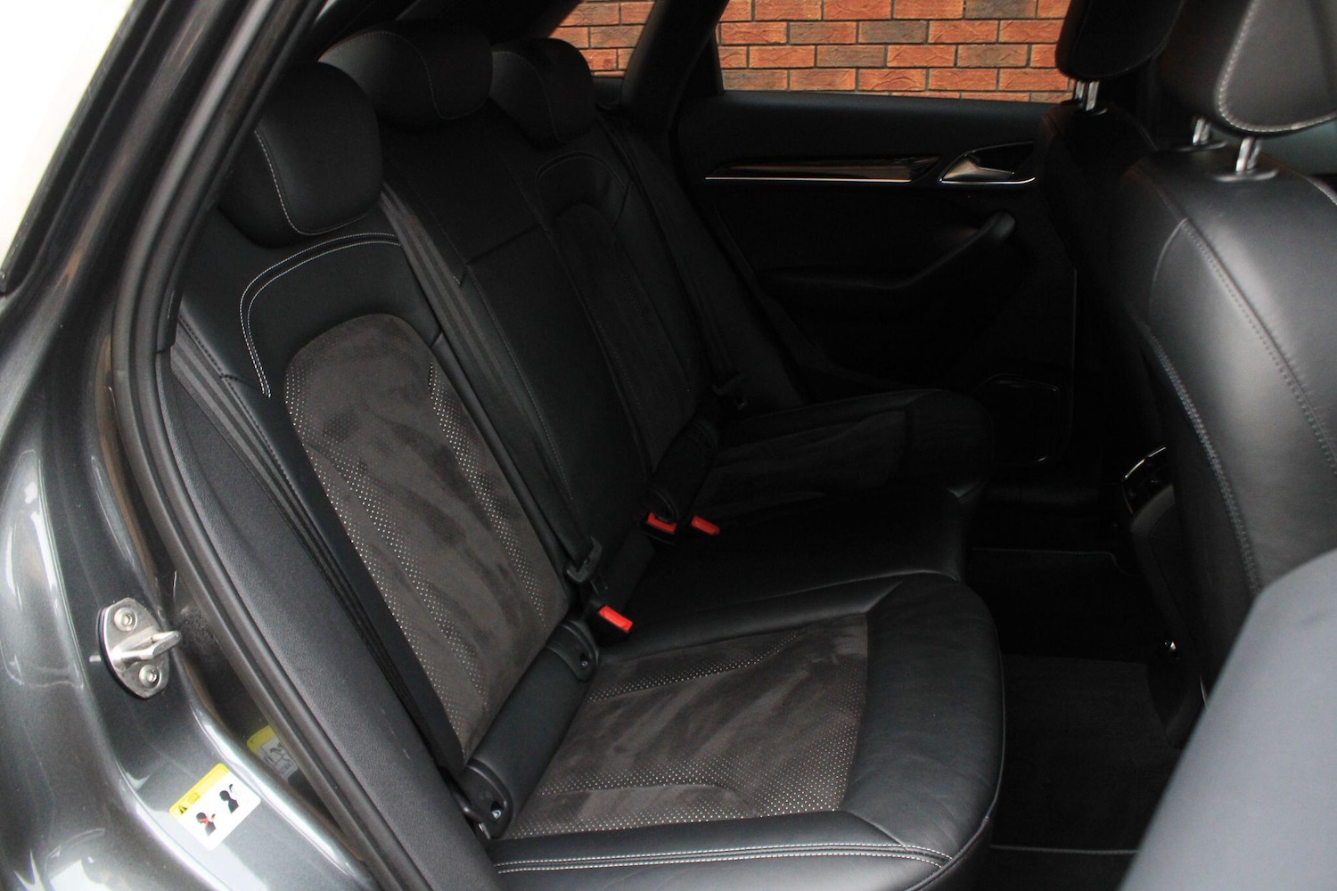 Used Audi Q3 2017 for sale - 76457916: Photo 10