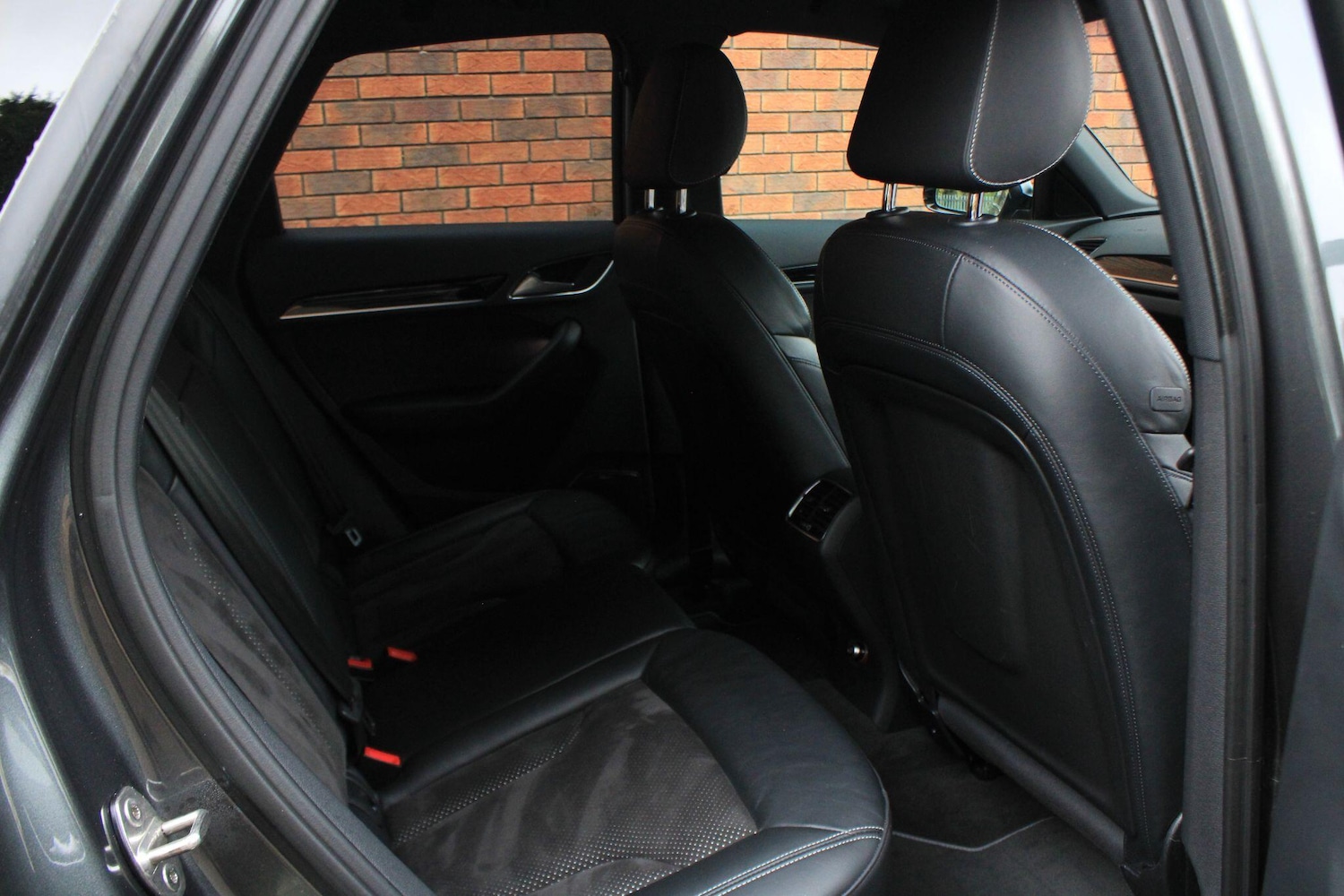 Used Audi Q3 2017 for sale - 76457916: Photo 11