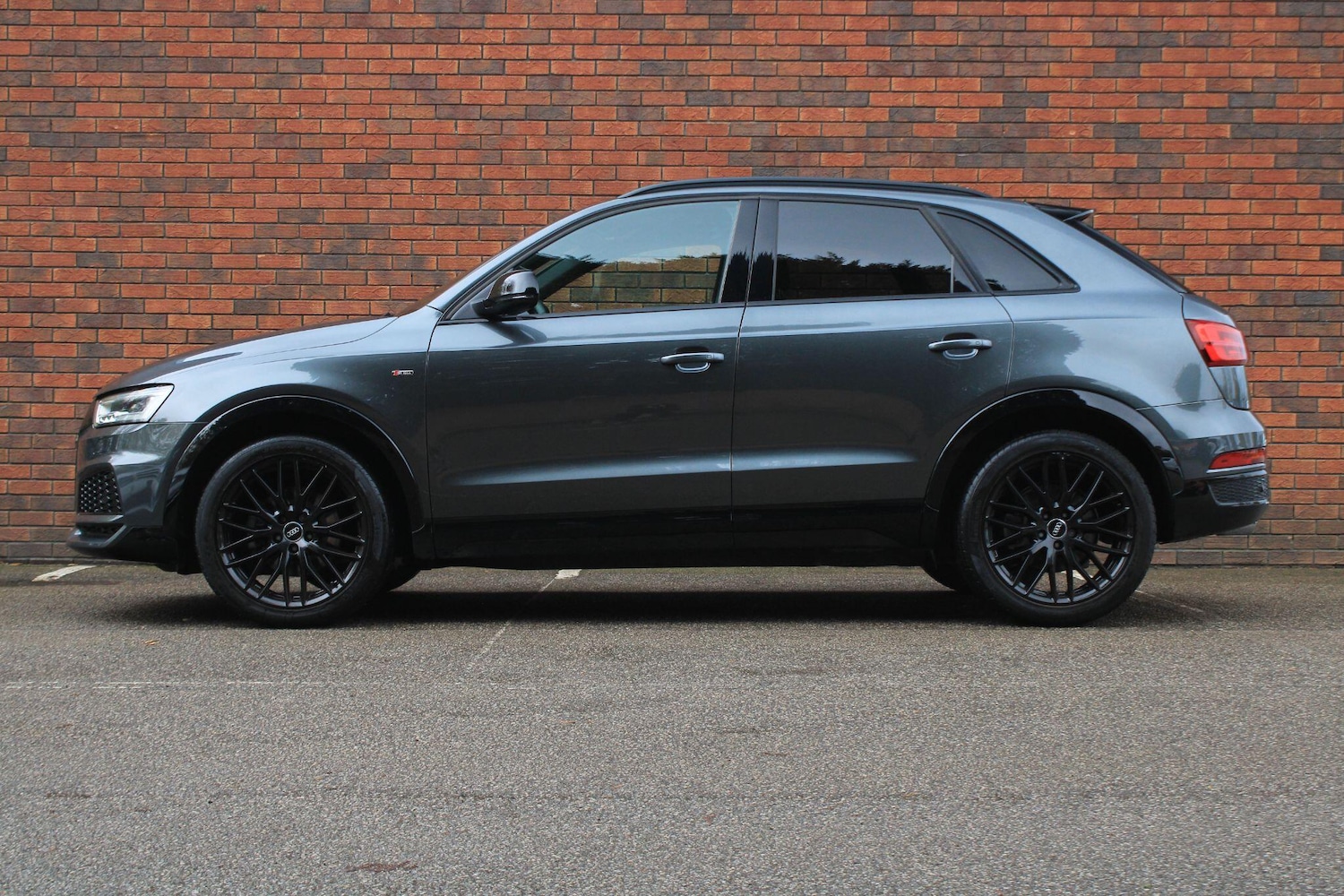 Used Audi Q3 2017 for sale - 76457916: Photo 15