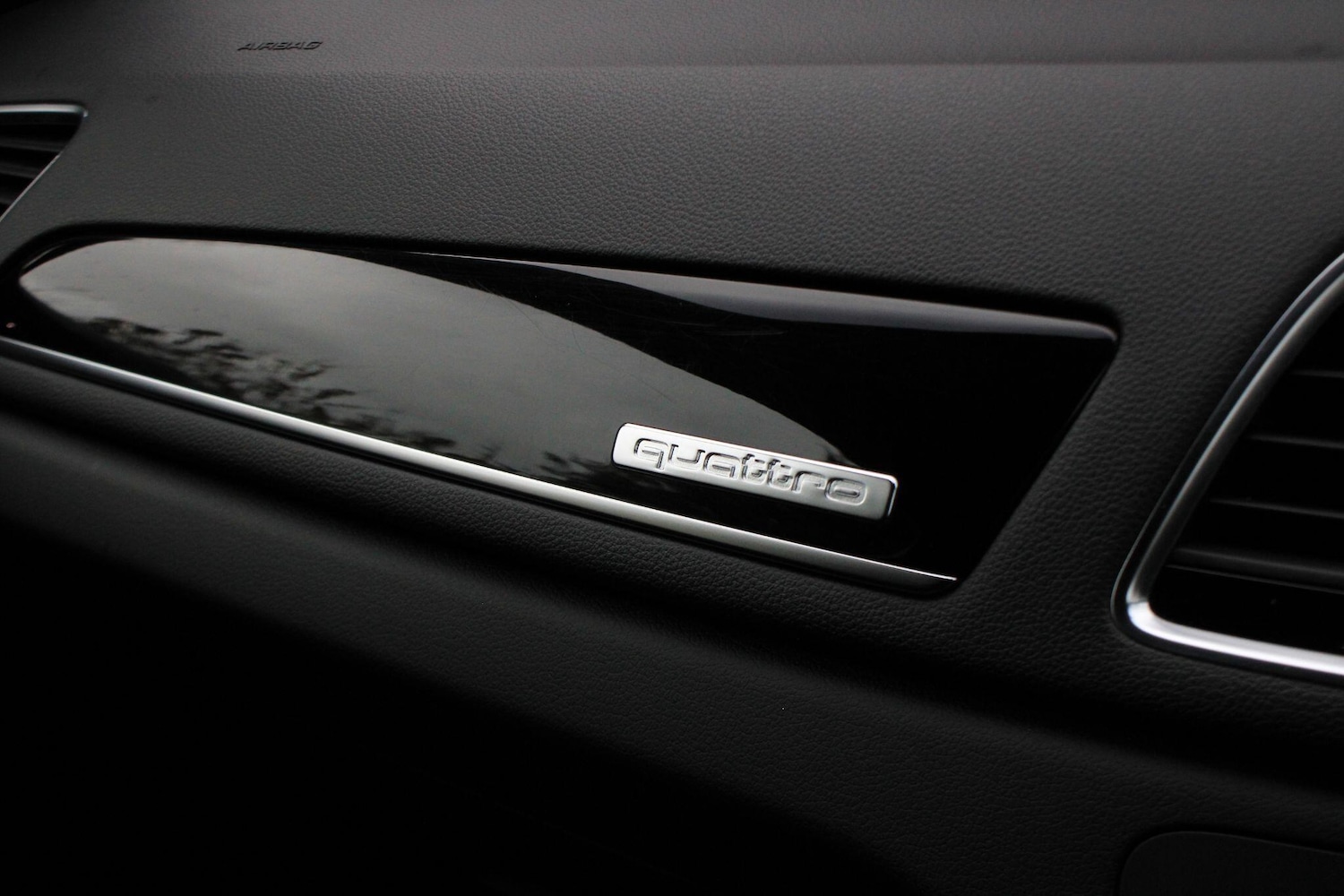 Used Audi Q3 2017 for sale - 76457916: Photo 34