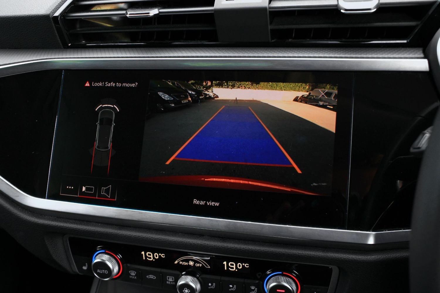 Used Audi Q3 2021 for sale - 76072142: Photo 14