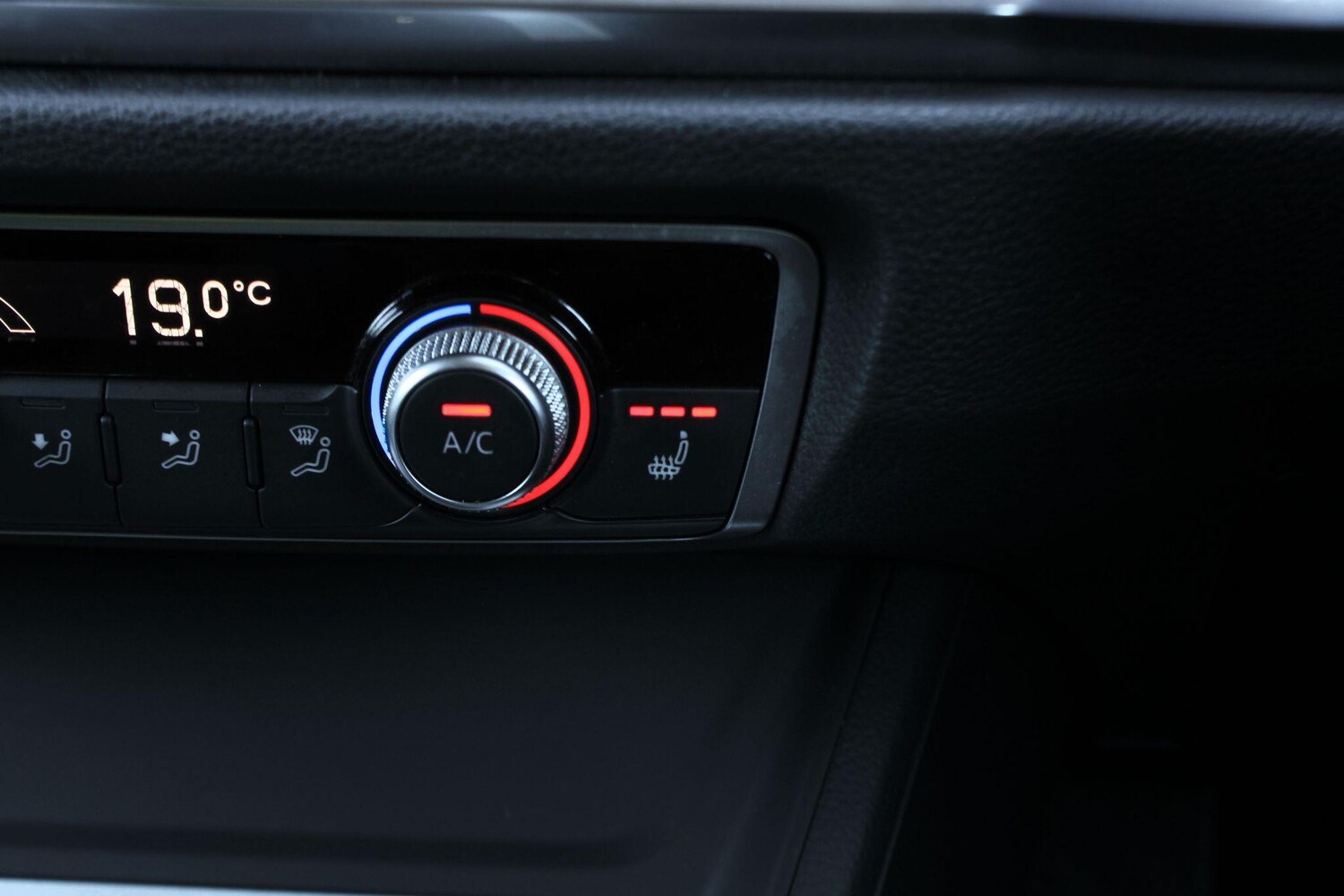 Used Audi Q3 2021 for sale - 76072142: Photo 25