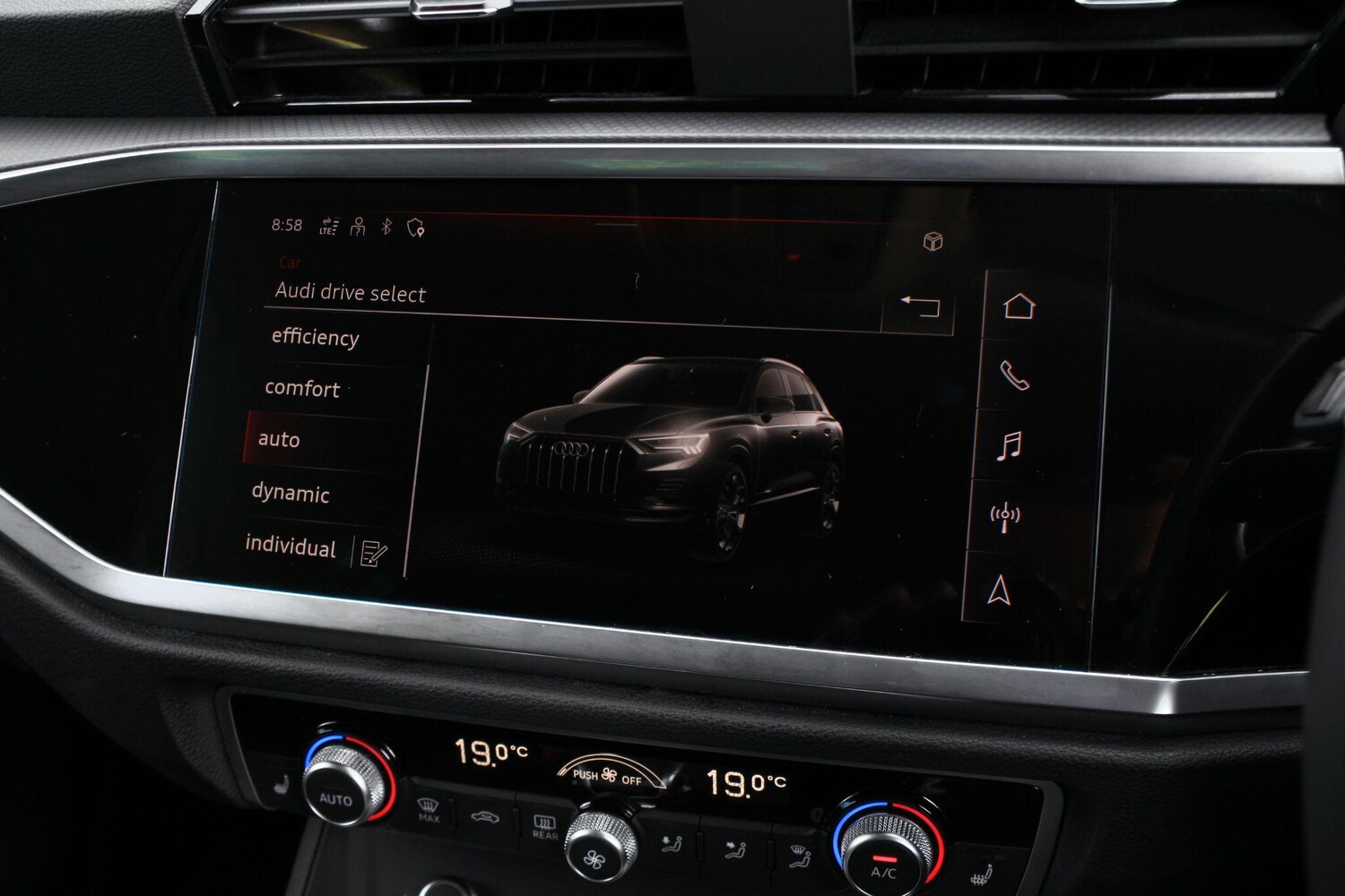 Used Audi Q3 2021 for sale - 76072142: Photo 29