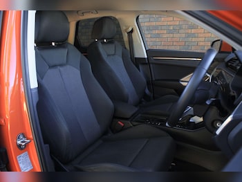 Used Audi Q3 2021 for sale - 76072142: Photo 4