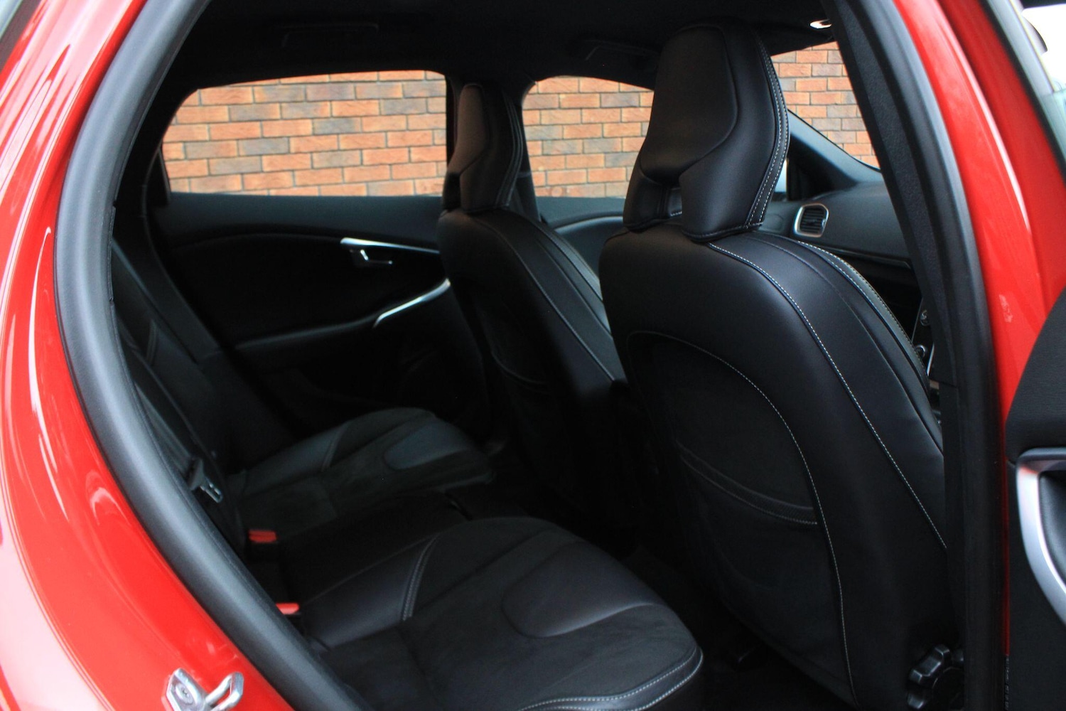 Used Volvo V40 2019 for sale - 76727948: Photo 11