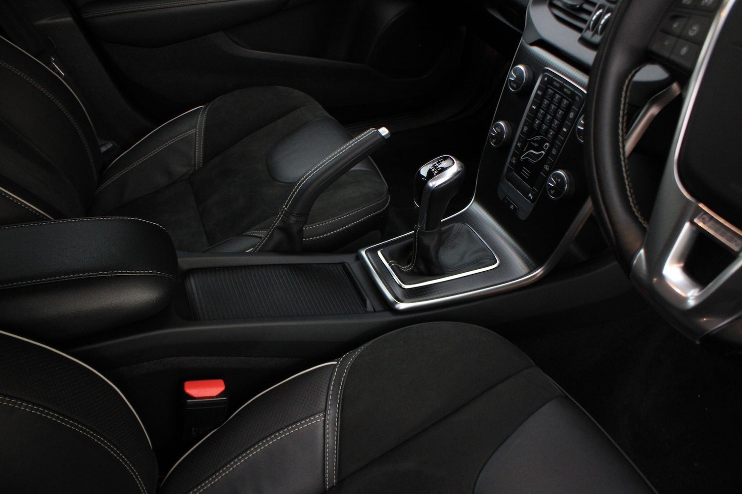 Used Volvo V40 2019 for sale - 76727948: Photo 23