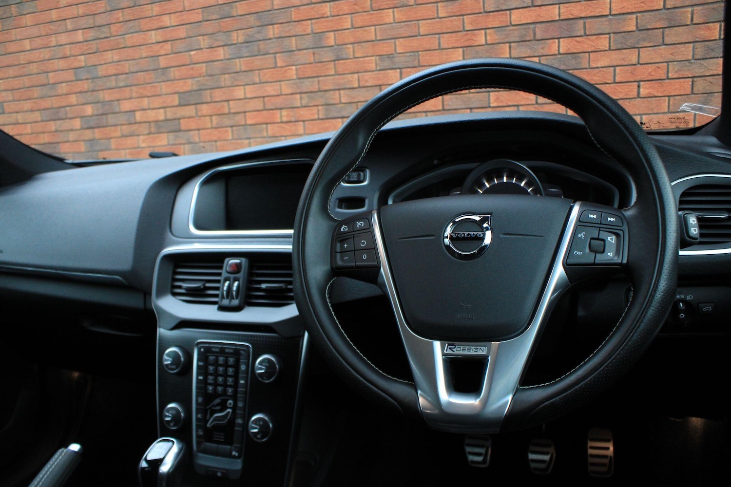 Used Volvo V40 2019 for sale - 76727948: Photo 9