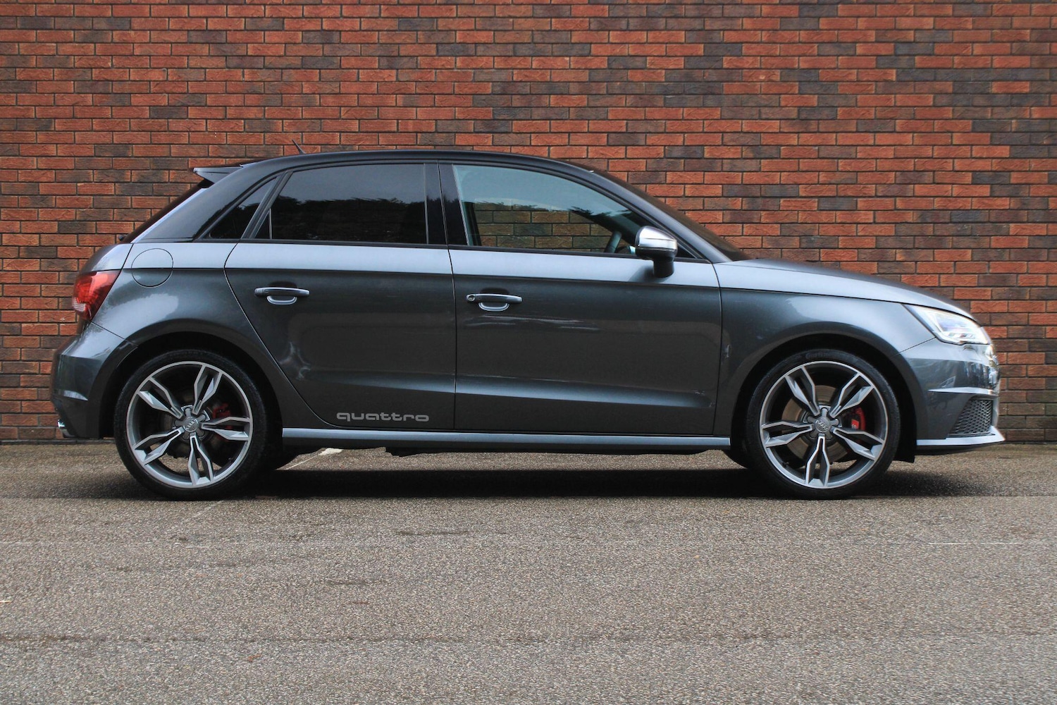 Used Audi A1 2017 for sale - 76472538: Photo 2