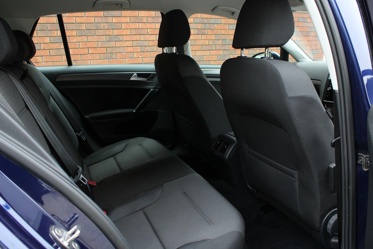 Used Volkswagen Golf 2018 for sale - 78185278: Photo 11