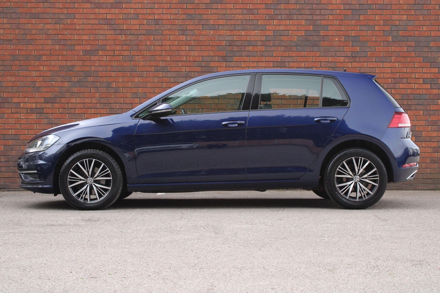 Used Volkswagen Golf 2018 for sale - 78185278: Photo 15