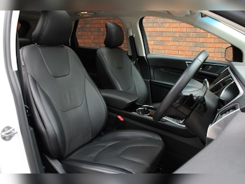 Used Ford Edge 2018 for sale - 79304064: Photo