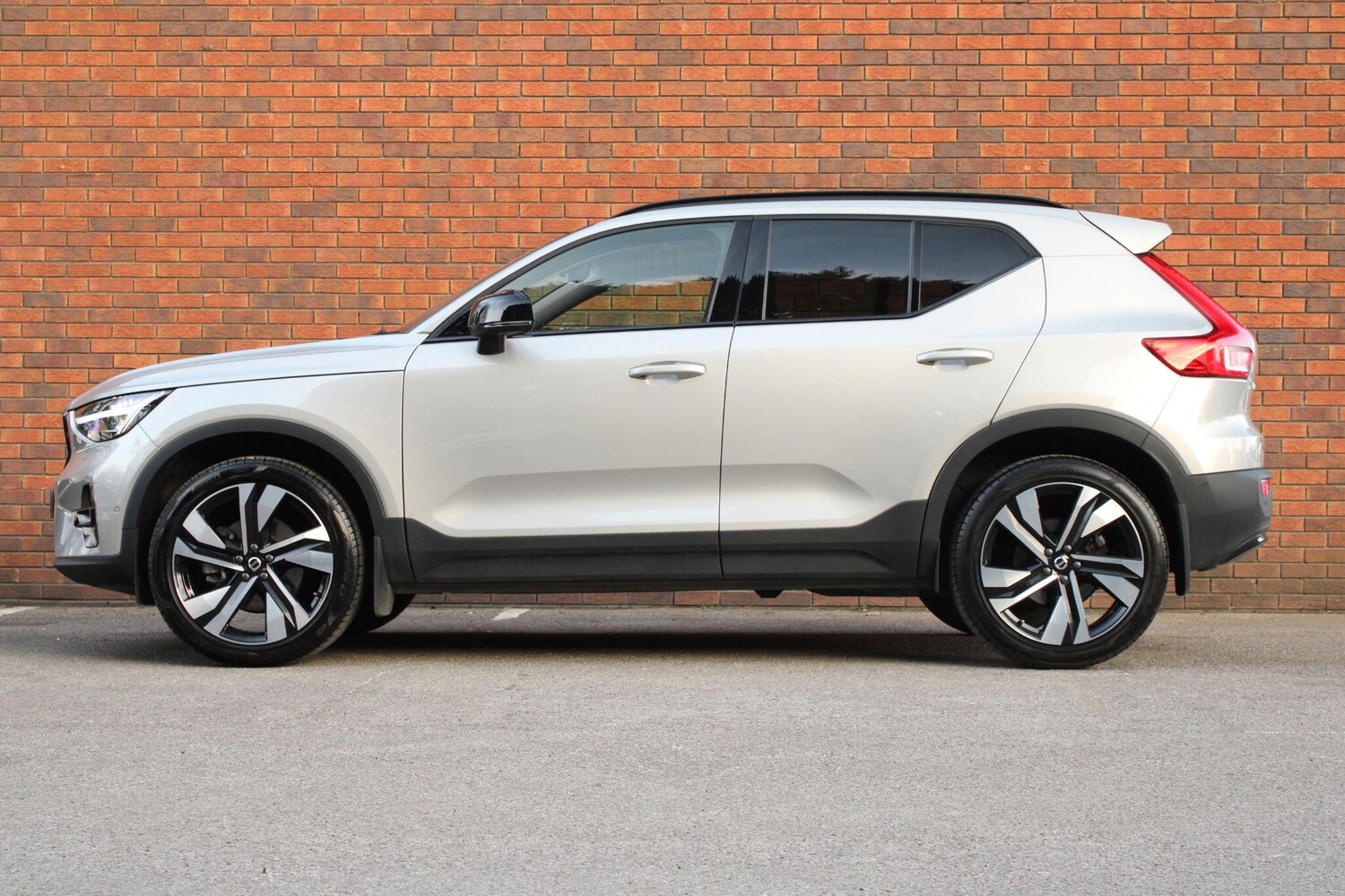 Used Volvo XC40 for sale - 77958041: Photo 18