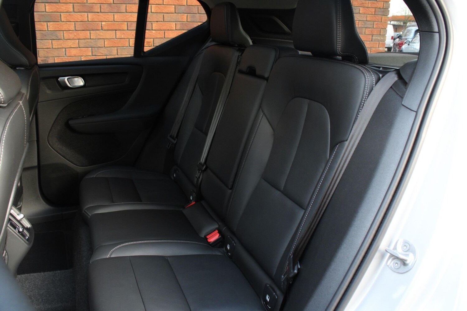 Used Volvo XC40 for sale - 77958041: Photo 23