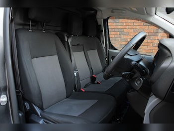 Used Vauxhall Vivaro 2023 for sale - 79132838: Photo