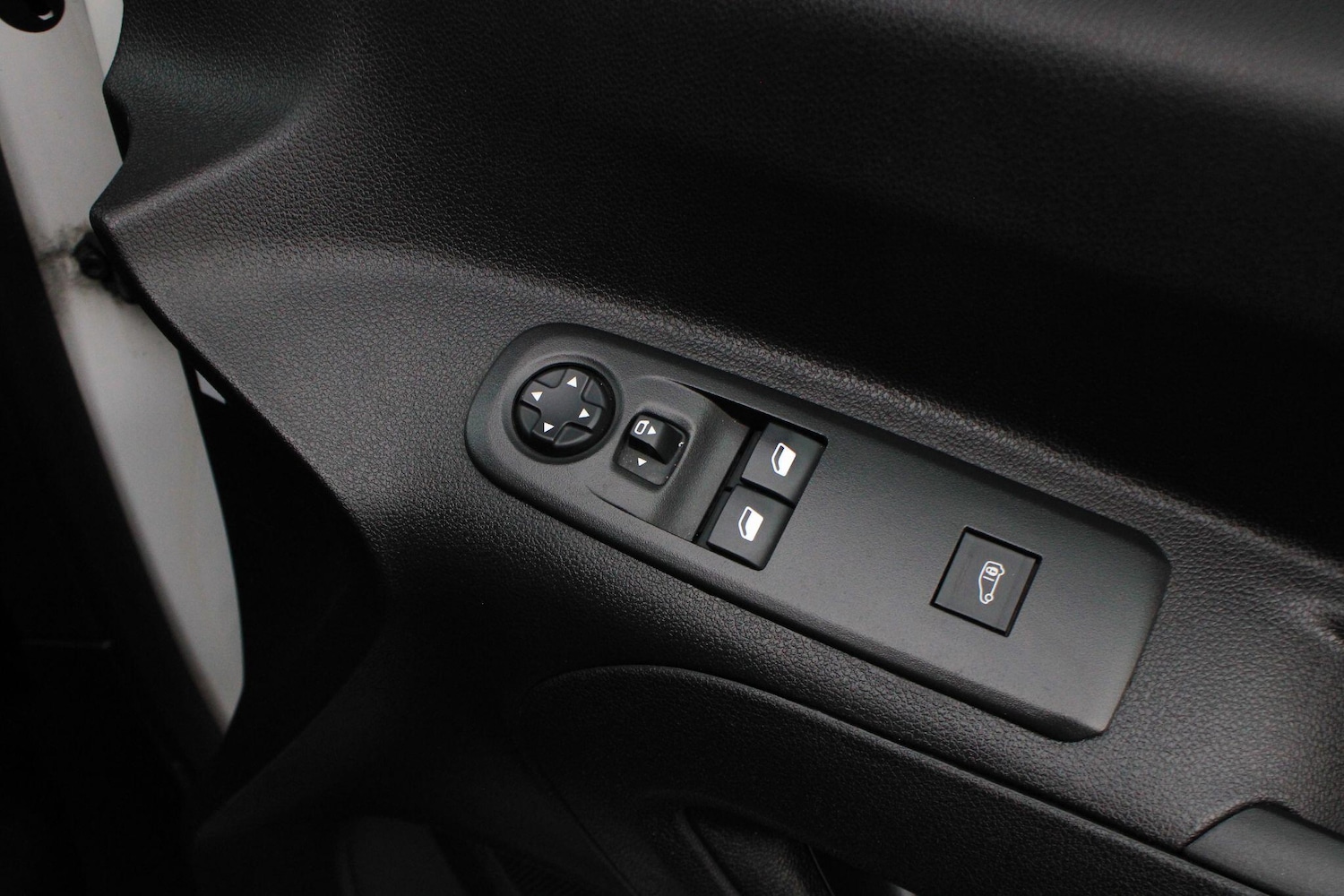 Used Peugeot Partner 2021 for sale - 76457164: Photo 21