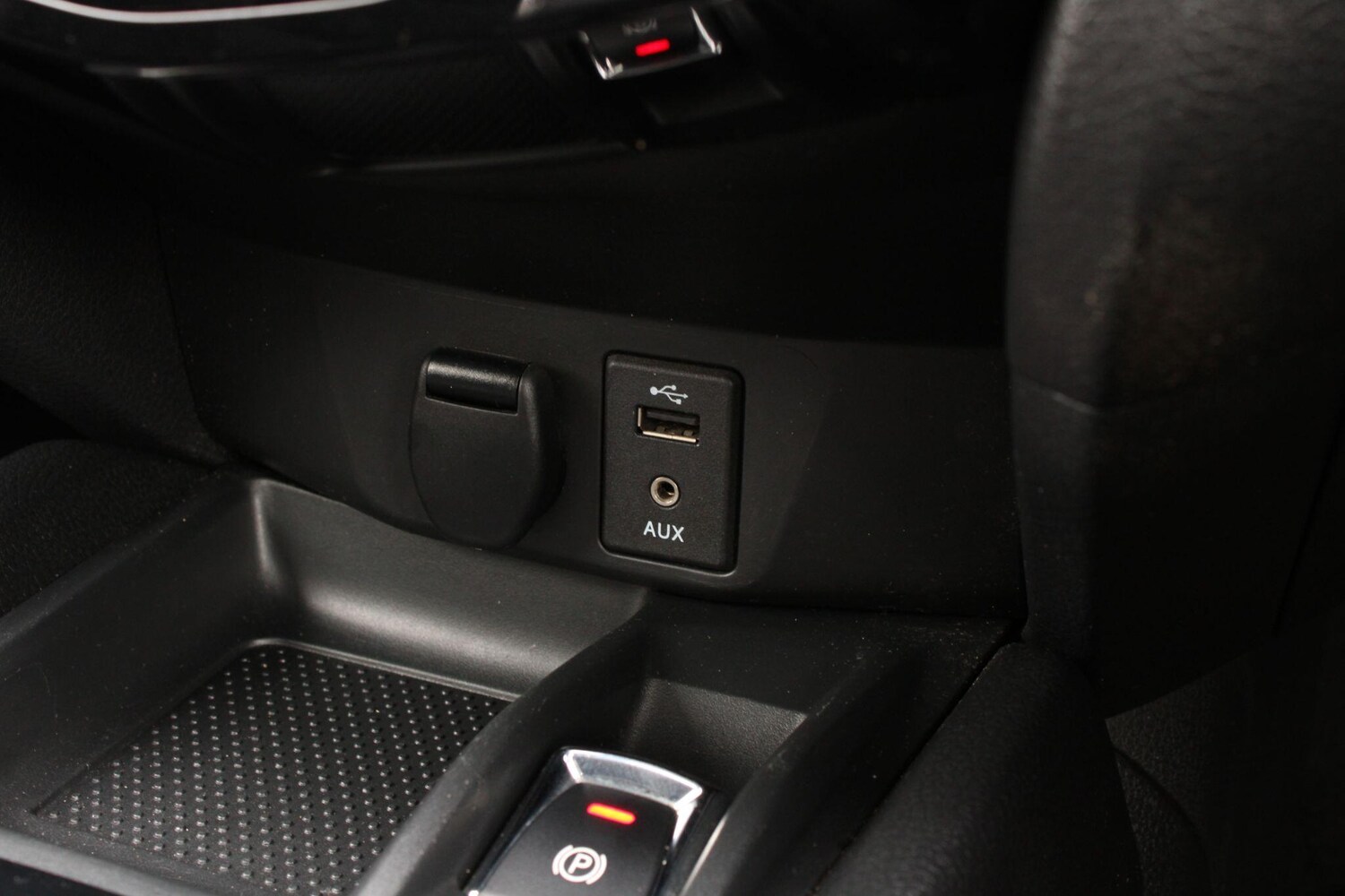 Used Nissan X-Trail 2016 for sale - 77682839: Photo 27