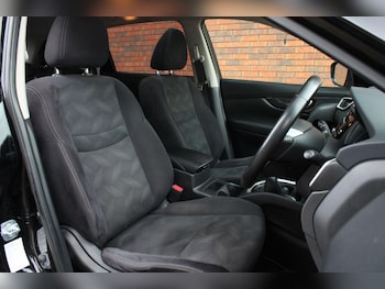 Used Nissan X-Trail 2016 for sale - 77682839: Photo