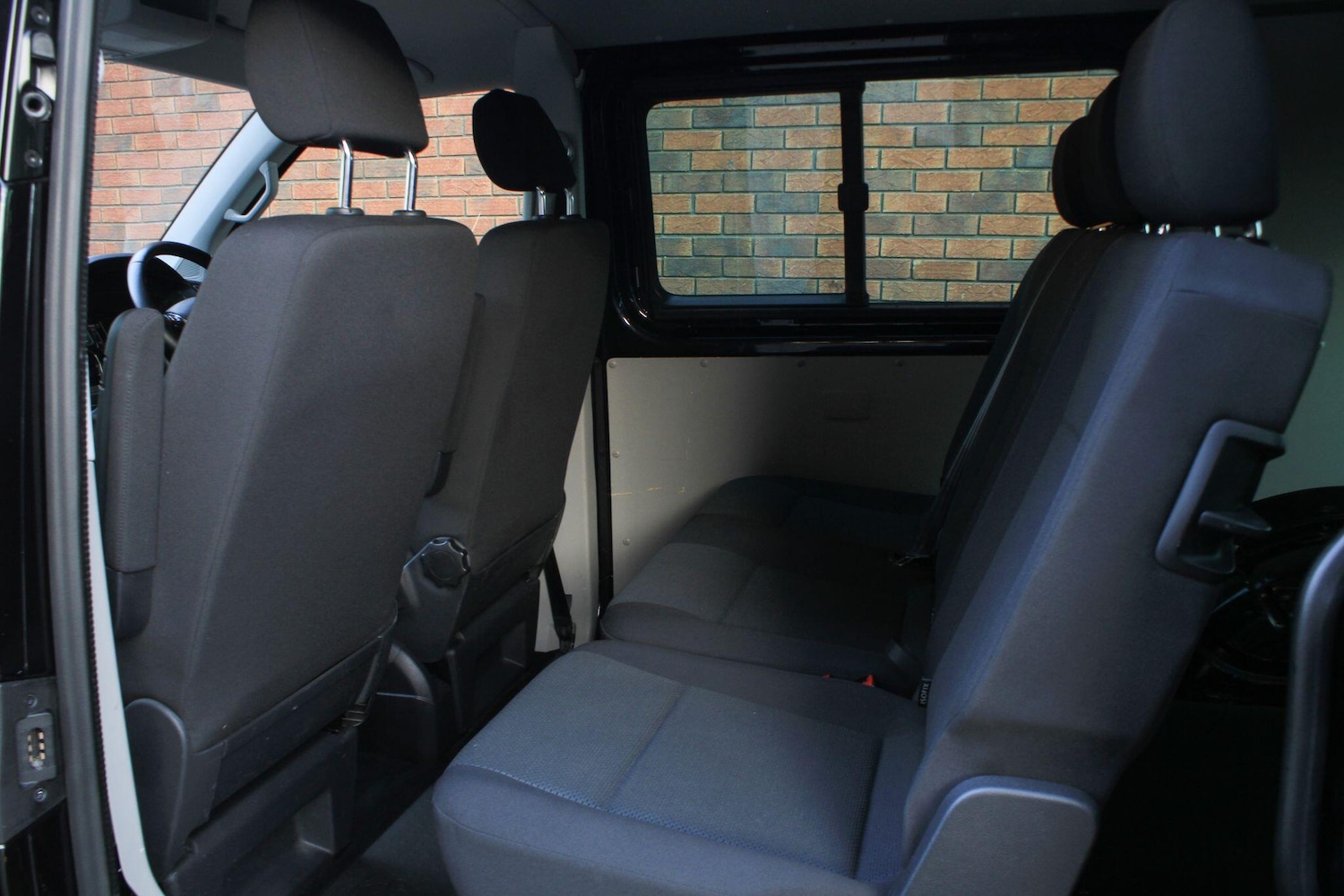 Used Volkswagen Transporter 2018 for sale - 76620212: Photo 10