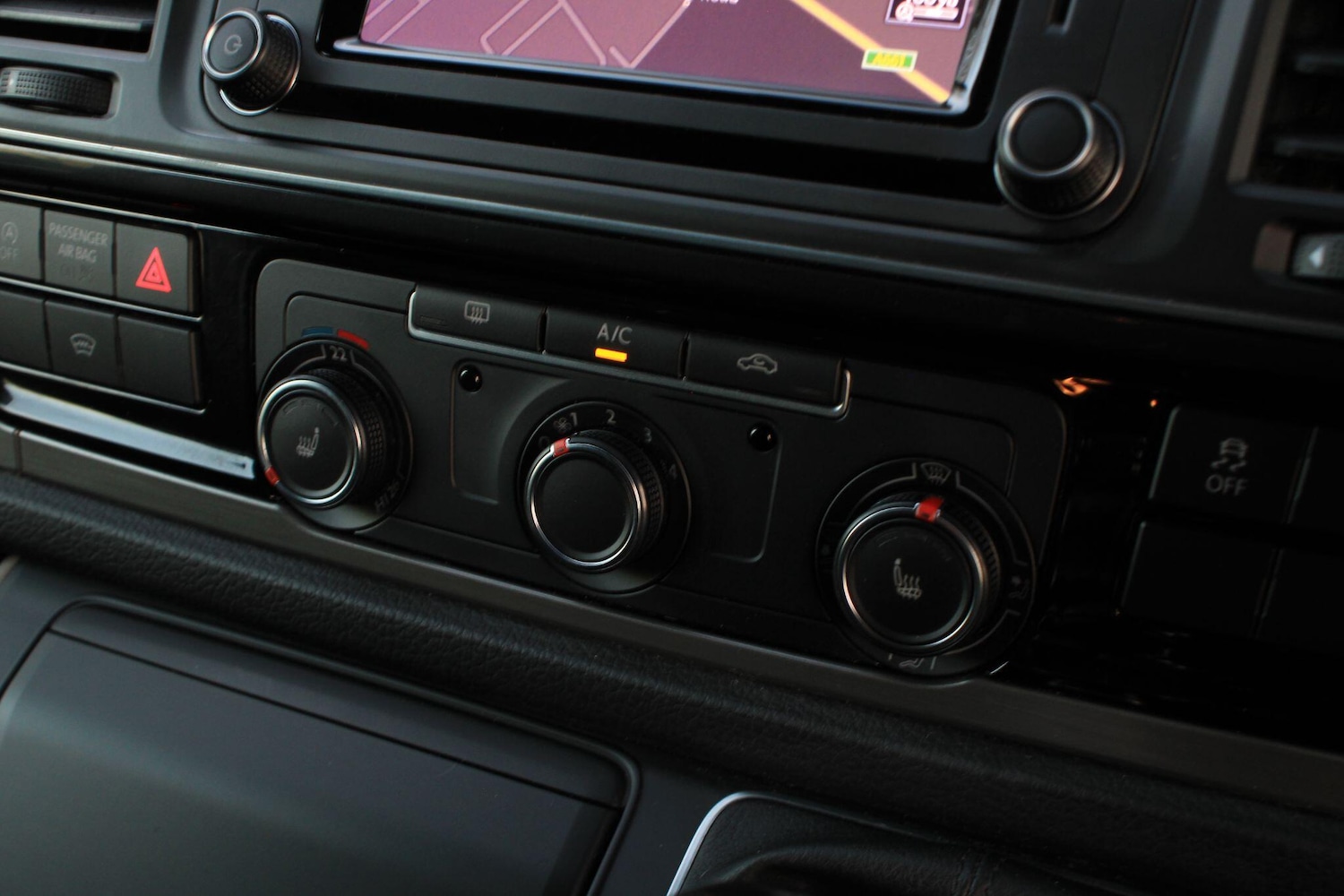 Used Volkswagen Transporter 2018 for sale - 76620212: Photo 18