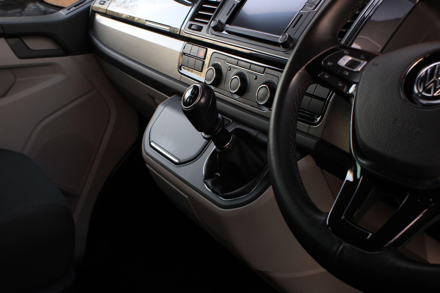 Used Volkswagen Transporter 2018 for sale - 76620212: Photo 19