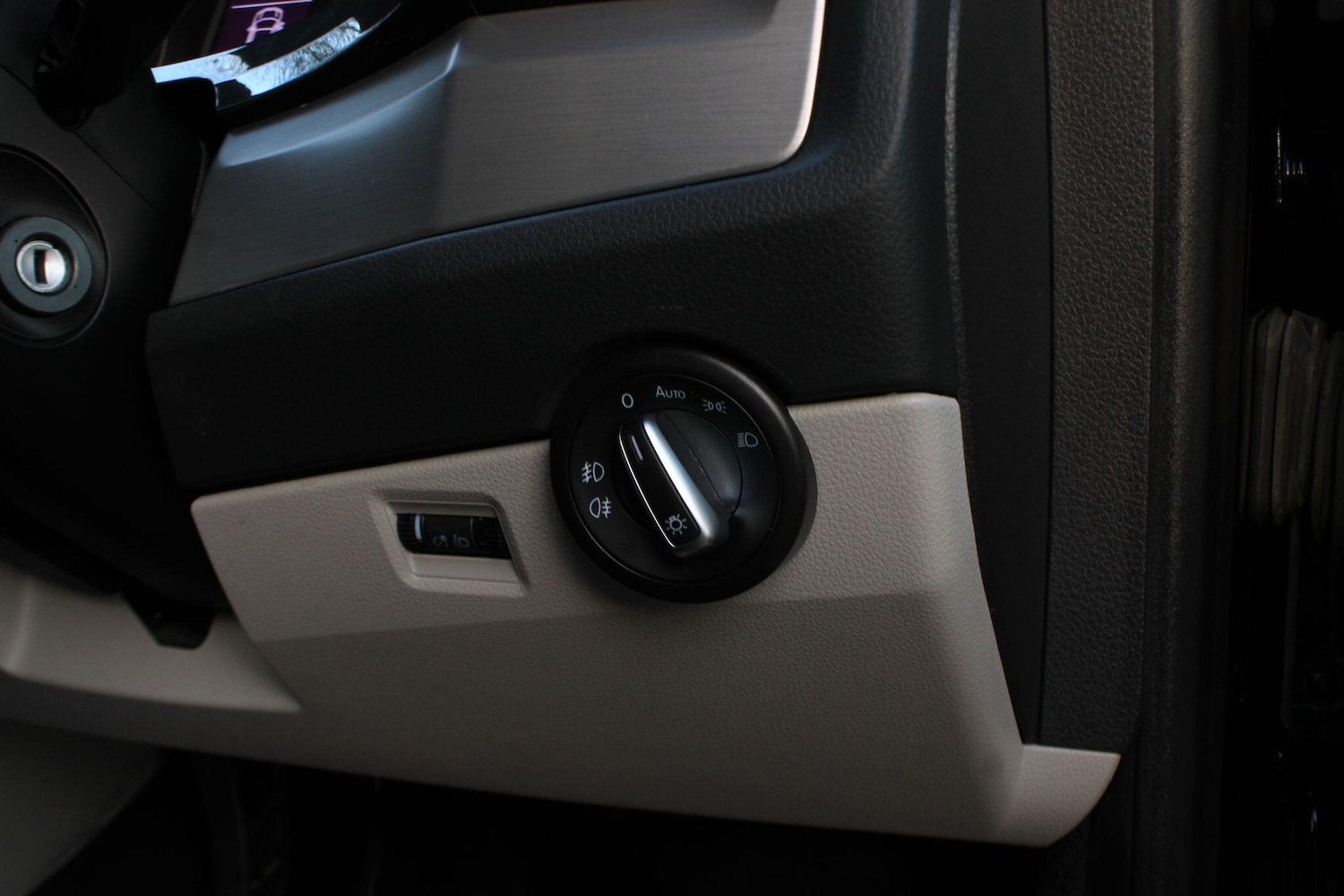 Used Volkswagen Transporter 2018 for sale - 76620212: Photo 29